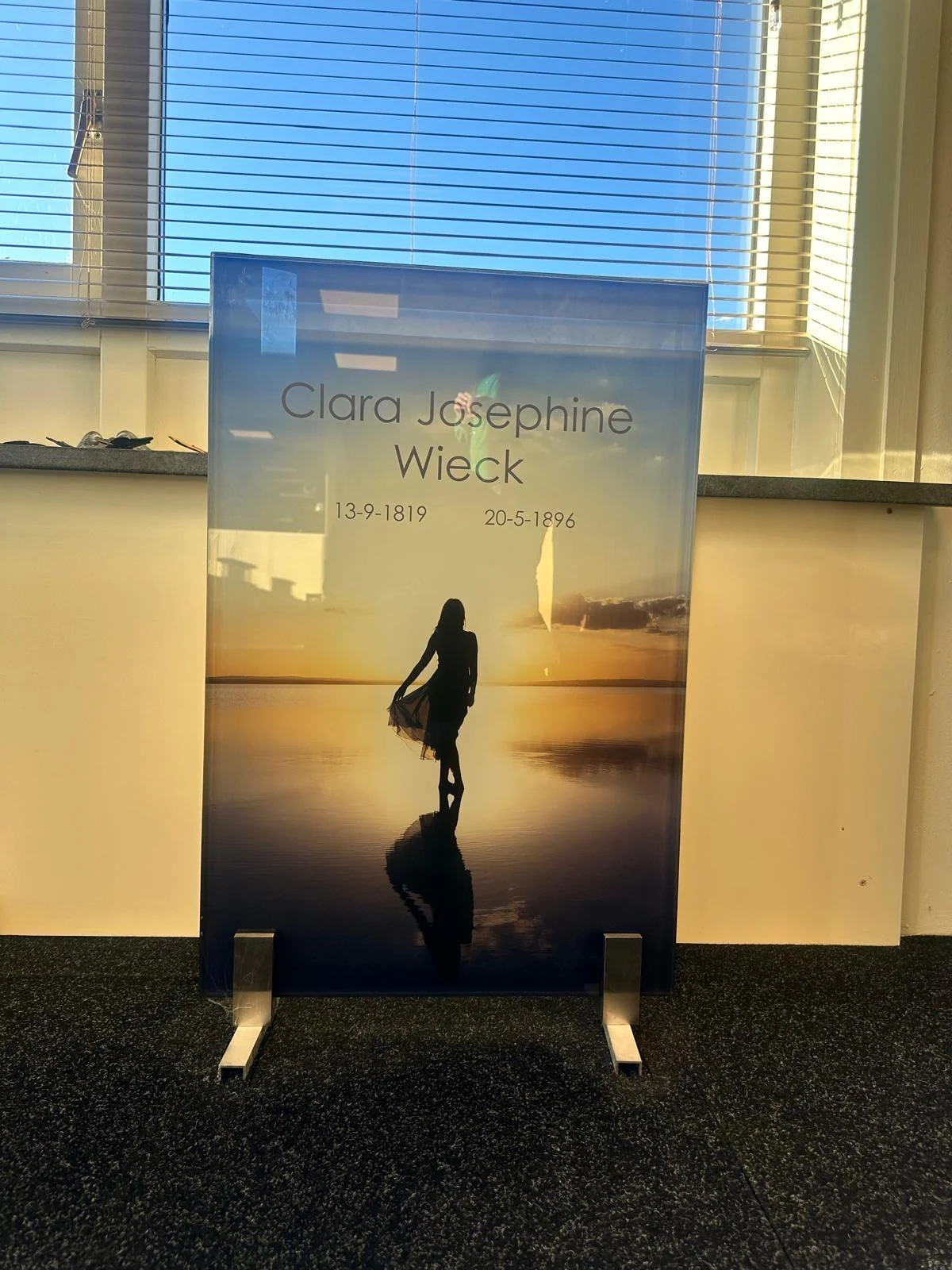 Glazen gedenkplaat met persoonlijke foto